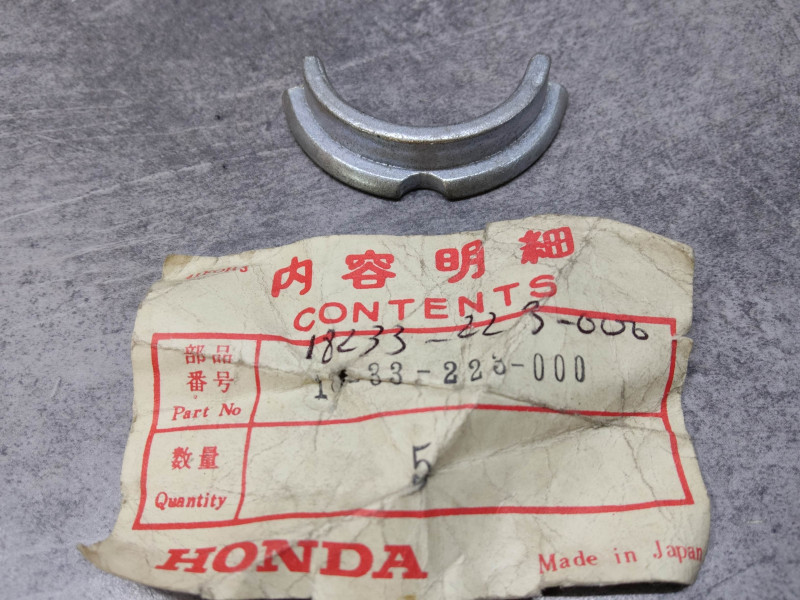 Demi lune pot échappement CB125 CB93 CB160 HONDA 18233-223-000
