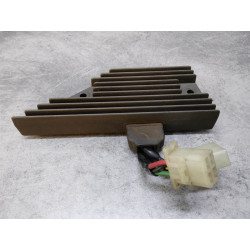 Régulateur / Rectifieur pour CBX750F 84/86 HONDA 31600-MJ0-611 OCC