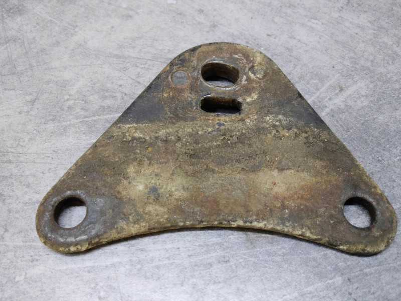 Support de pot coté droit occasion CB250G CB360G HONDA 18325-369-000BOCC