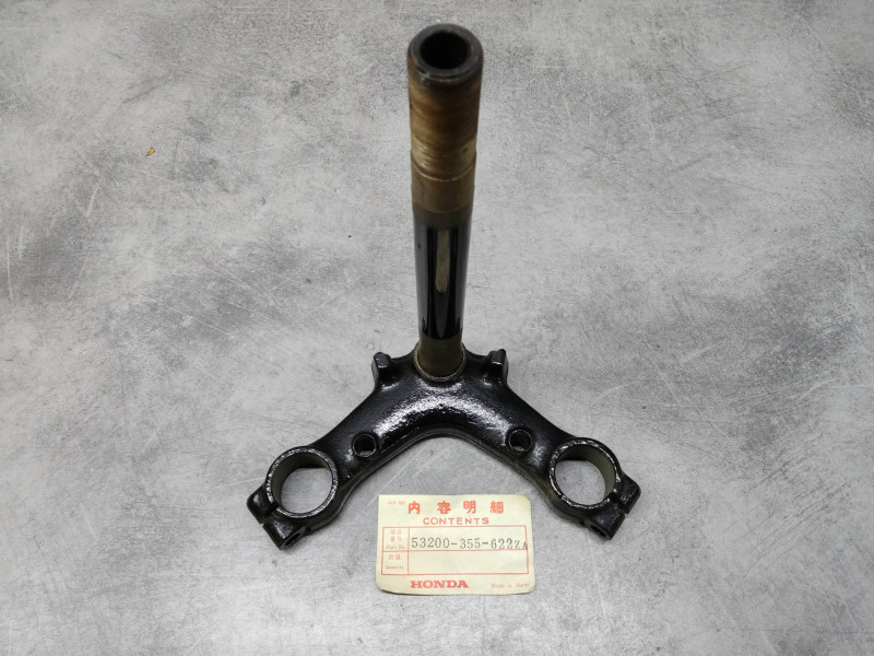 Té de fourche inférieur TL125S HONDA 53200-355-622ZA