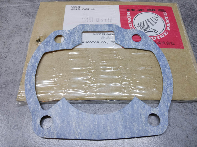 Joint d'embase MBX80 83/85 MTX80 83/84 HONDA 12191-GE3-610