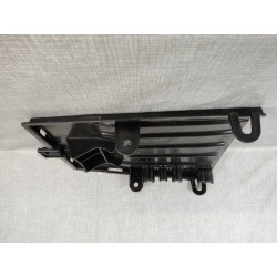 couvercle inférieur PCX125 PCX150 2015/17 HONDA 64530-KWN-711