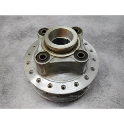 Moyeu de roue arrière CB100 CB125 CL100 CL125 MT125 ST90 HONDA 42601-128-000
