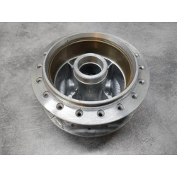 Moyeu de roue arrière CB100 CB125 CL100 CL125 MT125 ST90 HONDA 42601-128-000