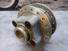 Moyeu de roue arrière CB100 CB125 CL100 CL125 MT125 ST90 HONDA 42601-128-000