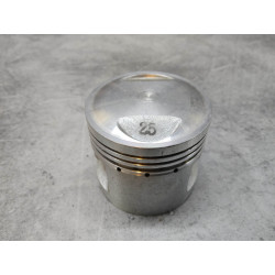 Piston 0.25 neuf ref exacte indéterminée (gravé 383 - 11)  HONDA 13102-383-XXX