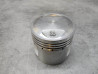 Piston 0.25 neuf ref exacte indéterminée (gravé 383 - 11)  HONDA 13102-383-XXX