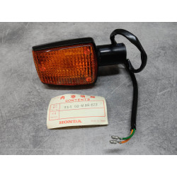 Clignotant AV gauche de CBX400/550 idem 33400MA6629 HONDA 33450-MA6-622