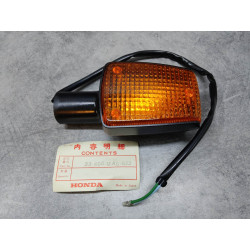 Clignotant complet avant Droit CBX400-550 idem 33400MA6629 HONDA 33400-MA6-622
