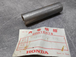 Entretoise moyeu roue arrière CA175 CB100 CB125 CD125 CD175 HONDA 42620-107-010