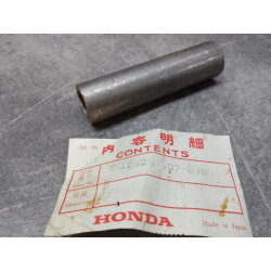 Entretoise moyeu roue arrière CA175 CB100 CB125 CD125 CD175 HONDA 42620-107-010