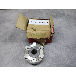 Rotor d'alternateur CB125B6 CB125 K3/K4/K5 HONDA 31101-303-014