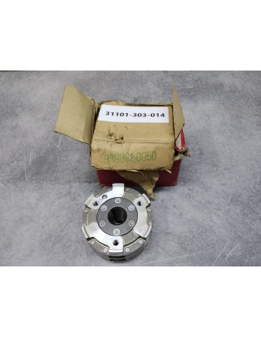 Rotor d'alternateur CB125B6 CB125 K3/K4/K5 HONDA 31101-303-014