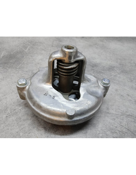 Pompe à huile CB125J CB125S2 CG125 NX125 XL125 K2/K3 HONDA 15100-365-000