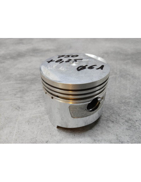 Piston cote 025 pour modèles CB750K0 à K6 69/76 HONDA 13102-300-020