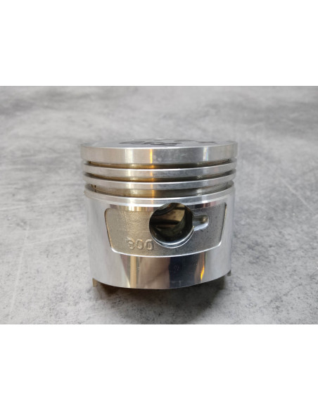 Piston cote 025 pour modèles CB750K0 à K6 69/76 HONDA 13102-300-020