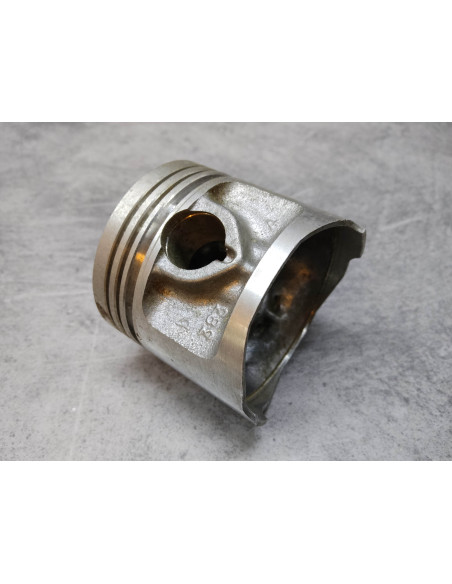 Vis tète fraisée bombée M5x12 HONDA 93600-050-1250G