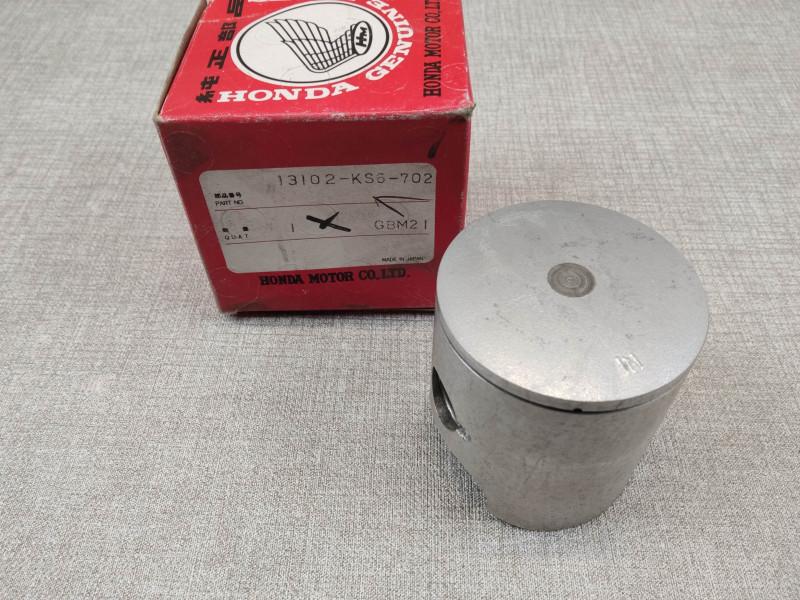 Piston +0.25 HONDA CR125 RH 1987 13102-KS6-702
