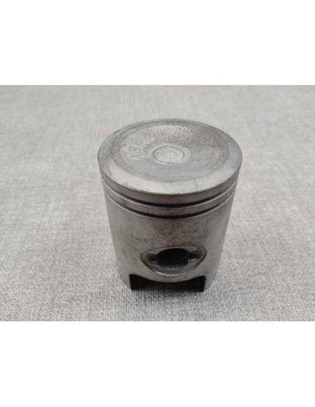 Piston STD HONDA NB50M NP50 NJ50 PZ50  13101-GE8-004