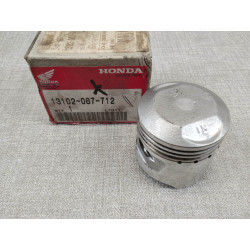 Piston +0.50 HONDA C70Z2 1977 CT70 76/81 XL70 1976 Dax ST70 13103-087-712