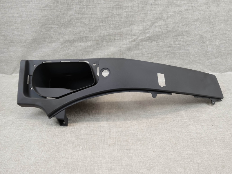 Garniture de carénage coté droit pour 1100ST HONDA 64225-MT3-000ZA