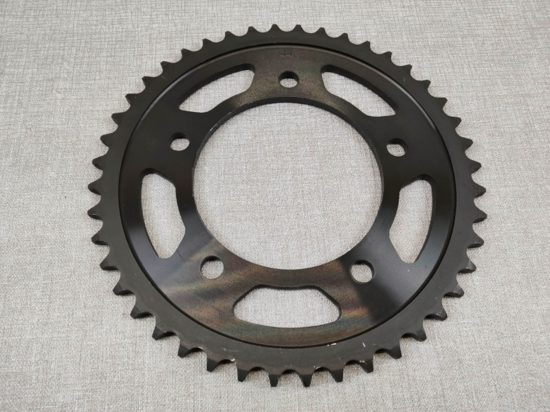 Couronne 44 dts pour CBR1100XX 97/07 HONDA 41201-MAT-E00