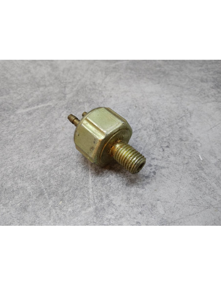 Contacteur stop frein avant HONDA CB350 750 Four CB500T CB250-360G 35350-300-016