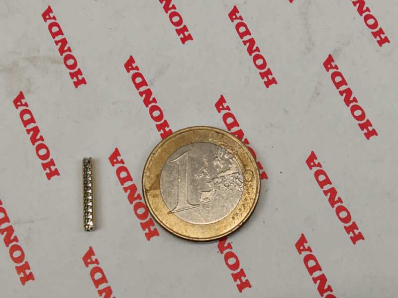 Goupille de ressort HONDA 94305-20141