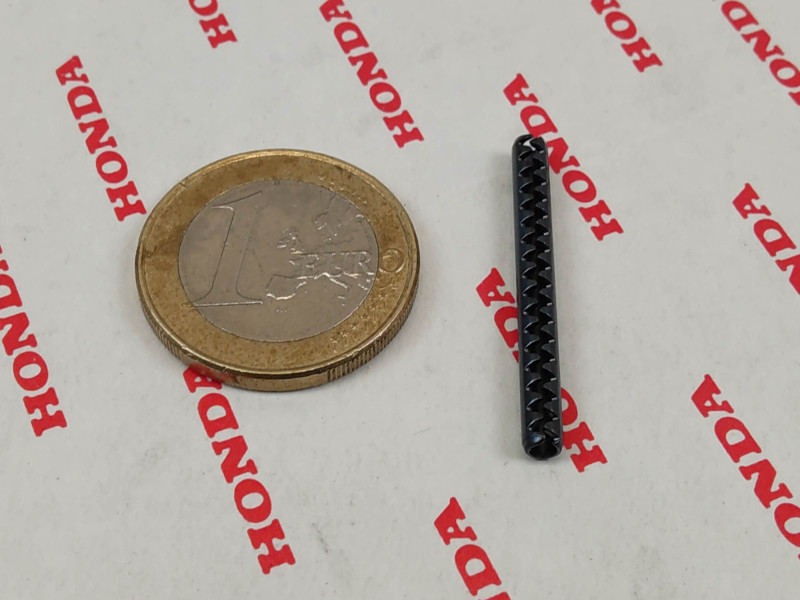 Goupille de ressort Honda 94305-30302 | Pièce moto