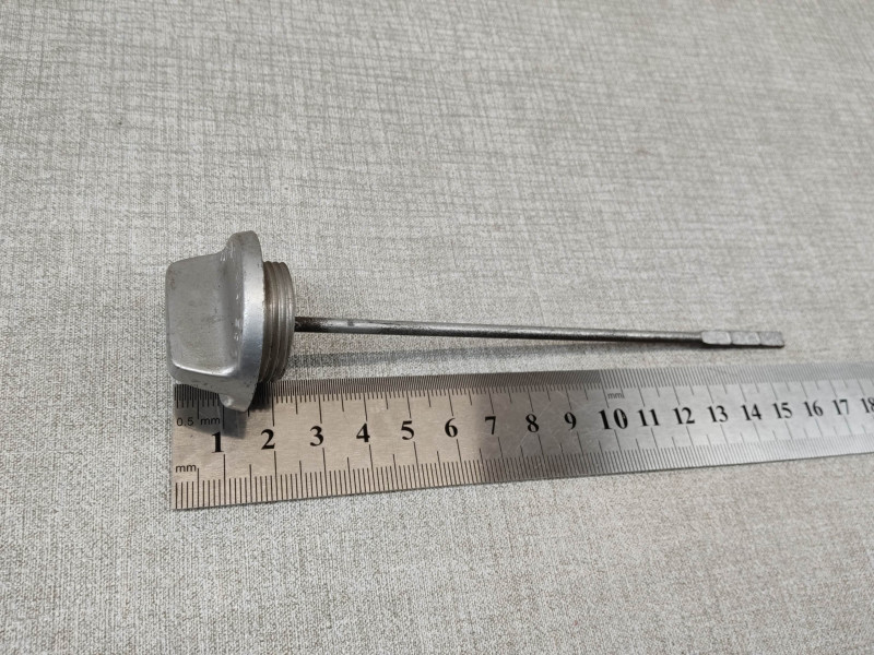 Jauge niveau d'huile Honda CB125K3-K5 - Réf. 15650-303-020