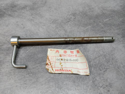 Axe de roue AV de XR185 XR200 79-84 HONDA 44310-446-000
