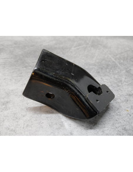 Chape de repose pied AR G CM400A/T remplace 50712402870ZC HONDA 50712-402-000