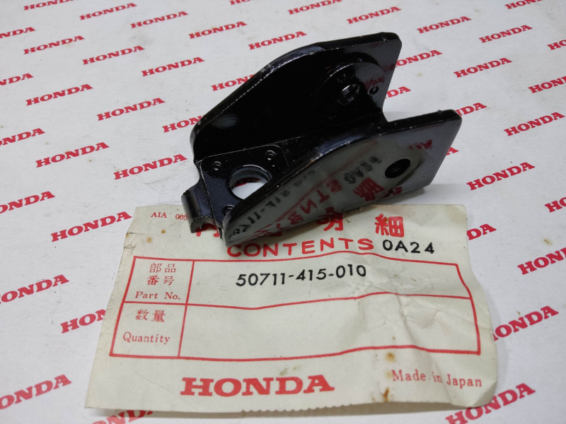 Chape repose pieds AR  CX500 CB250/400N HONDA 50711-415-010