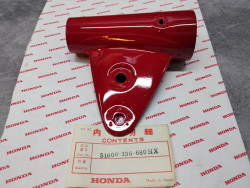 Patte de phare rouge coté gauche pour CB125K5 HONDA 51606-336-680HX