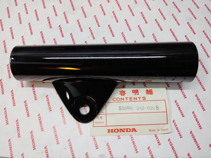 Patte de phare noire coté gauche CD125A HONDA 51606-242-620B