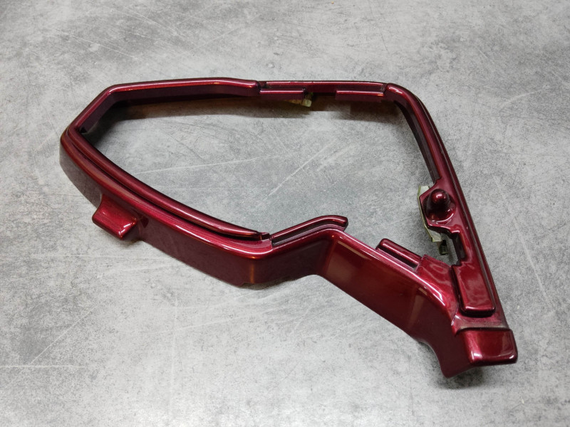 Cache droit bordeaux GL1500 GOLDWING 88 HONDA 88114-MN5-003ZBORDEAUX