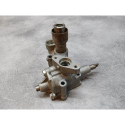 Pompe à huile VF500F 85/86 HONDA 15100-MF2-710