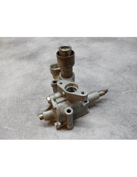Pompe à huile VF500F 85/86 HONDA 15100-MF2-710