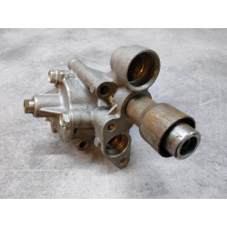 Pompe à huile VF500F 85/86 HONDA 15100-MF2-710