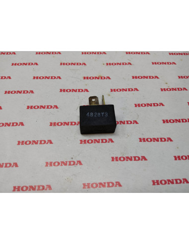 Rectifieur NOS HONDA 31700-124-008 NOS