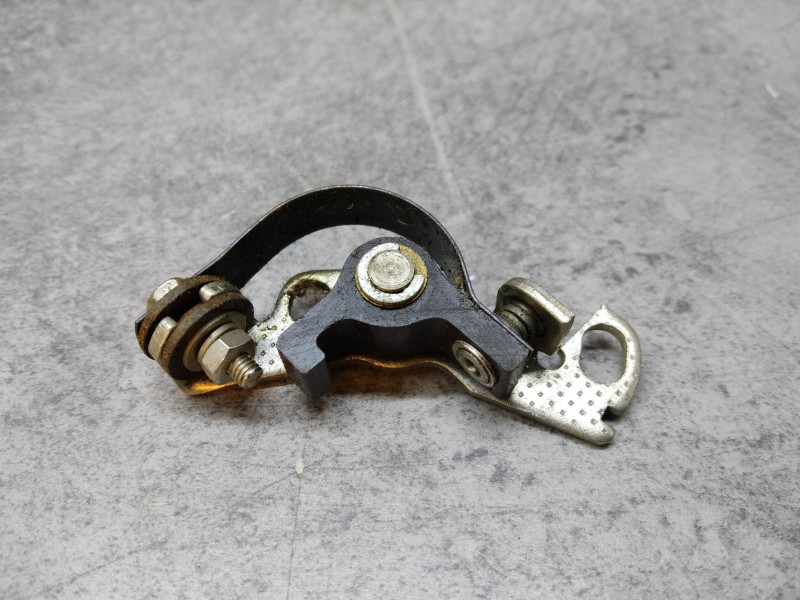 Rupteur gauche adaptable CB250 CB350 CB360G CB250G HONDA 30204-286-004P