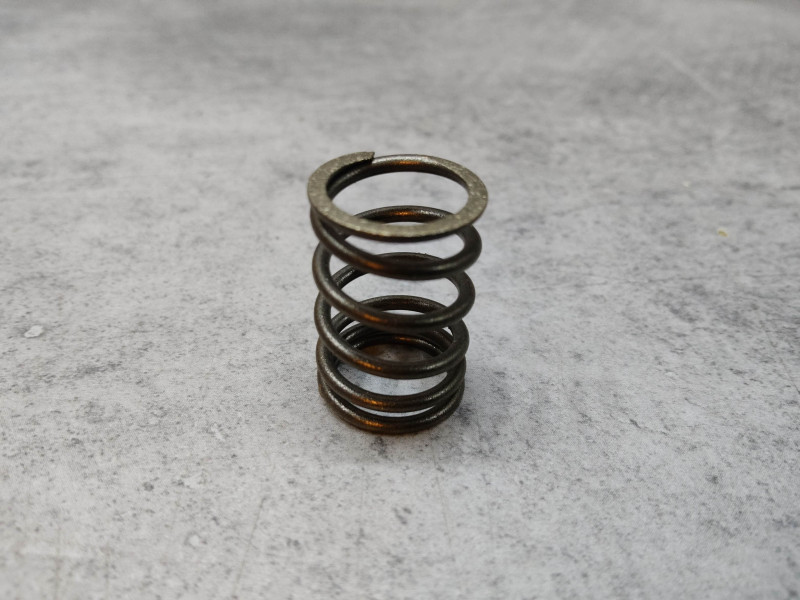 Ressort de soupape interne CB125 B6/K5 CD125K5 HONDA 14761-351-005