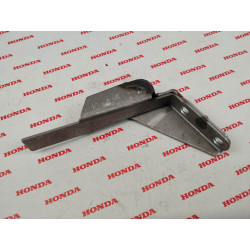 support inférieur du patin de distri cylindre AR VF1100 C HONDA 14530-MB4-000