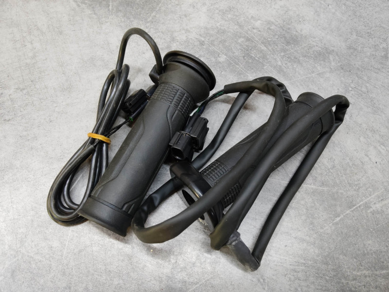 Kit poignées chauffantes incomplet HONDA 08T72-MGH-N12INC
