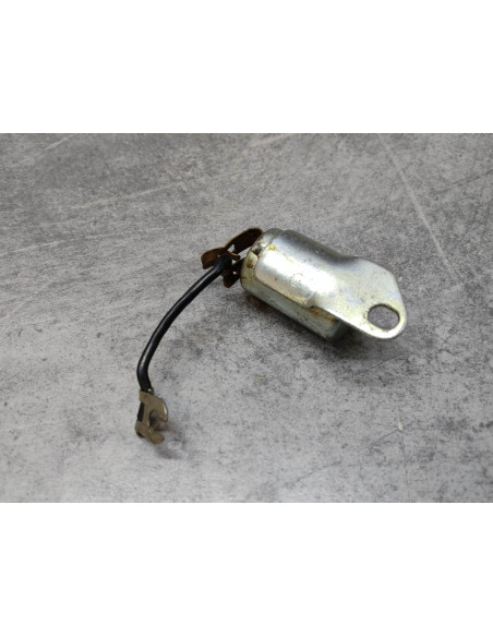 Condensateur adaptable CB125SS CL125K0 CL125A SS125A HONDA 30250-230-004A