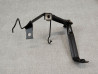 Support gauche dans montage de carénage de XL1000V 2001-04