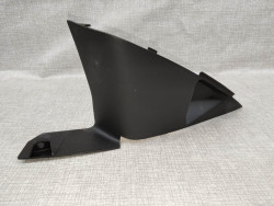 Couvercle B gauche milieu CBR600 F 2007/2012 Honda 64385-MFJ-D00 *NHB01*