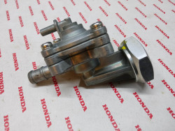 Robinet essence NOS CB600F HORNET 05/06 HONDA 16950-MBZ-C52 NOS