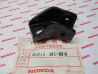Chape de repose pied AR G pour CB750K6 HONDA 50712-341-670