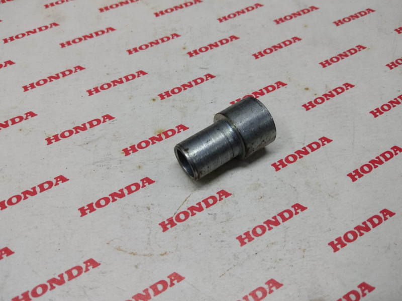Tube interne repose pied CB250 CB360 HONDA 50620-310-000